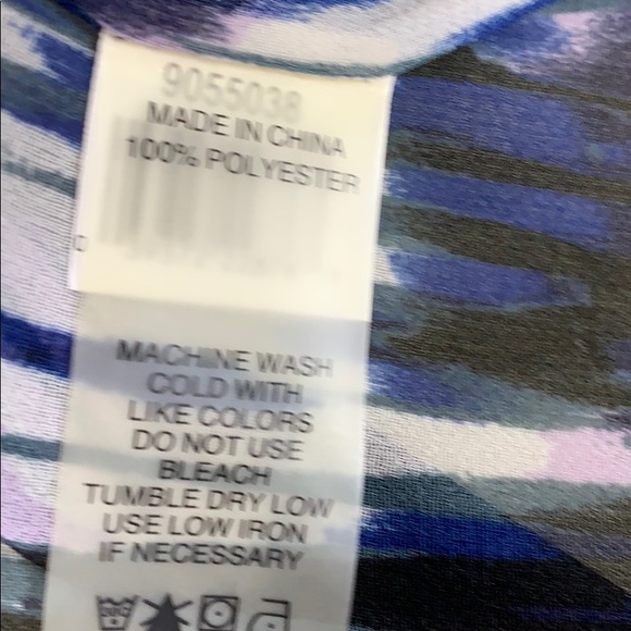 Two by Vince Camuto Blouse Size Small - Picture 6 of 6